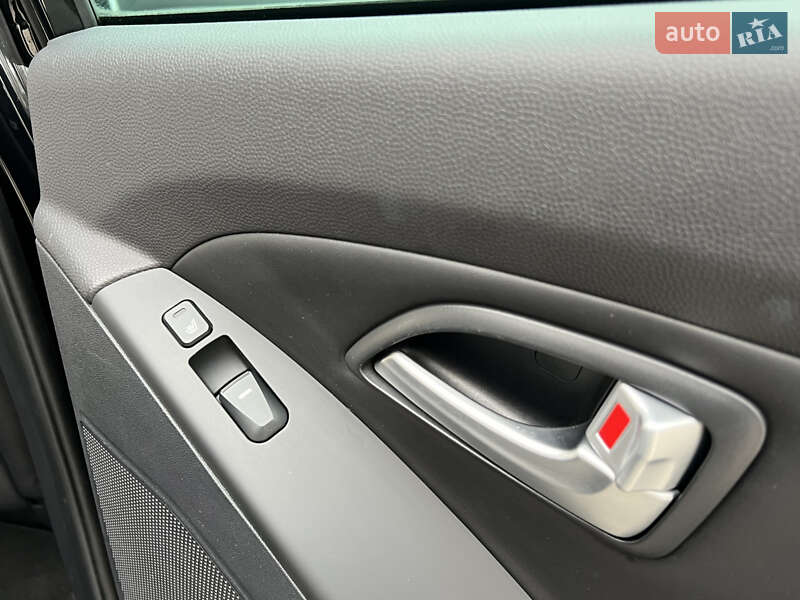 Позашляховик / Кросовер Hyundai ix35 2014 в Луцьку