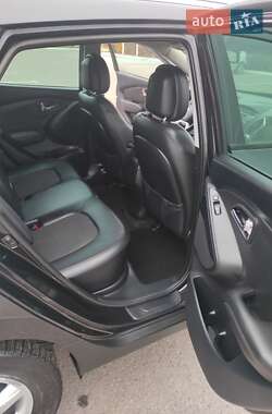Внедорожник / Кроссовер Hyundai ix35 2010 в Полтаве