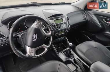 Внедорожник / Кроссовер Hyundai ix35 2010 в Полтаве