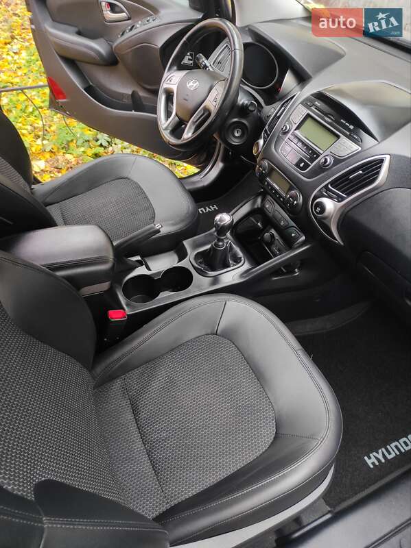 Внедорожник / Кроссовер Hyundai ix35 2010 в Полтаве фото 32 Внедорожник / Кроссовер Hyundai ix35 2010 в Полтаве
