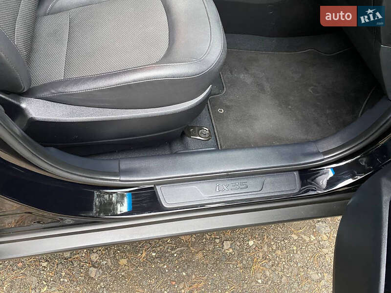 Внедорожник / Кроссовер Hyundai ix35 2015 в Радивилове