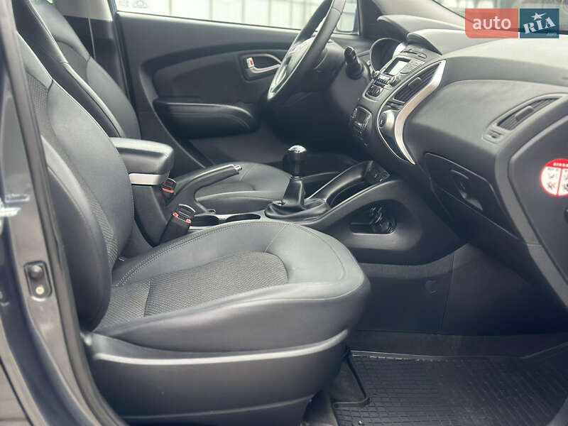 Внедорожник / Кроссовер Hyundai ix35 2011 в Дубно