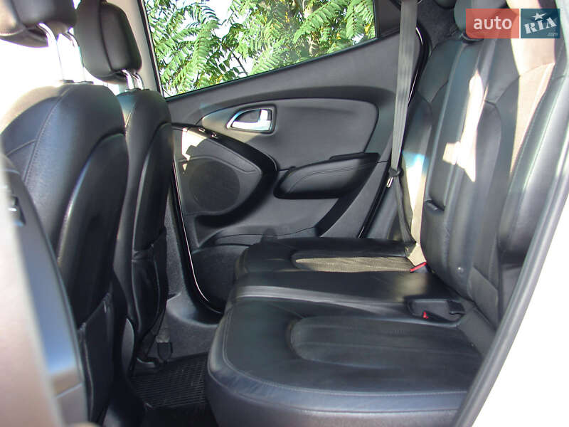 Внедорожник / Кроссовер Hyundai ix35 2014 в Одессе фото 18 Внедорожник / Кроссовер Hyundai ix35 2014 в Одессе