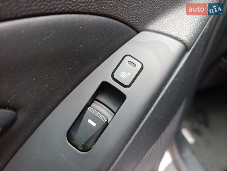 Внедорожник / Кроссовер Hyundai ix35 2013 в Киеве фото 37 Внедорожник / Кроссовер Hyundai ix35 2013 в Киеве