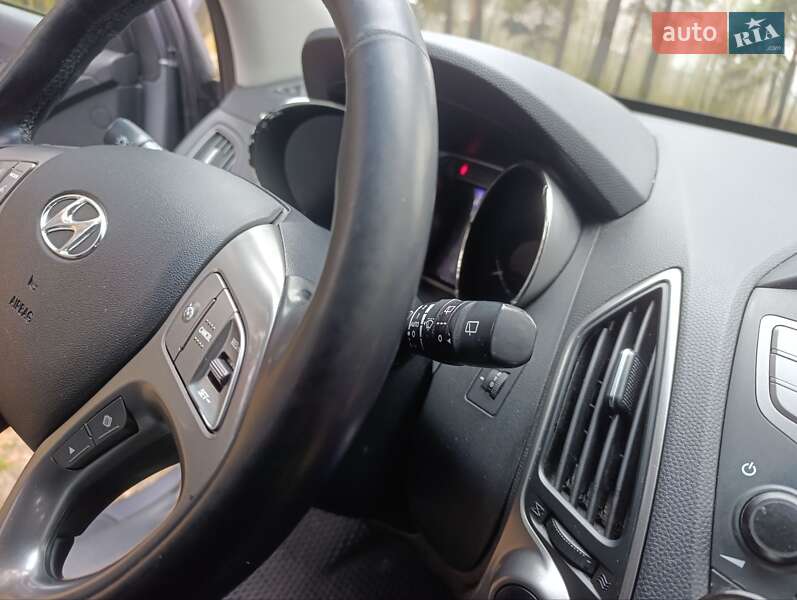 Внедорожник / Кроссовер Hyundai ix35 2013 в Киеве фото 49 Внедорожник / Кроссовер Hyundai ix35 2013 в Киеве