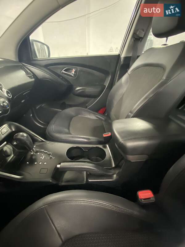 Позашляховик / Кросовер Hyundai ix35 2011 в Рівному