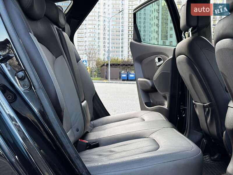 Внедорожник / Кроссовер Hyundai ix35 2011 в Одессе фото 25 Внедорожник / Кроссовер Hyundai ix35 2011 в Одессе