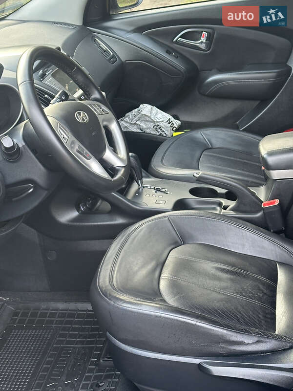 Внедорожник / Кроссовер Hyundai ix35 2010 в Ровно фото 11 Внедорожник / Кроссовер Hyundai ix35 2010 в Ровно