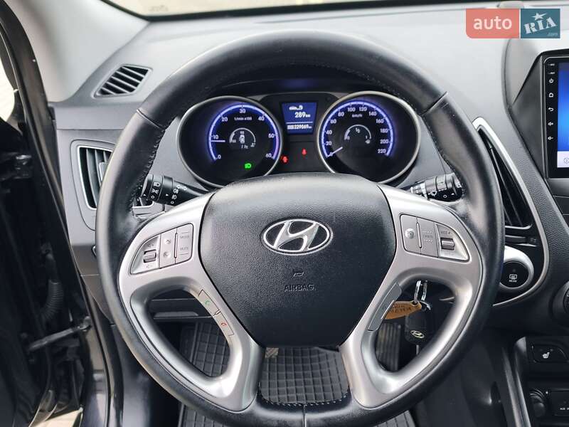 Позашляховик / Кросовер Hyundai ix35 2011 в Ковелі