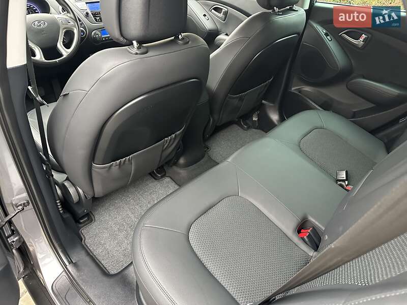 Внедорожник / Кроссовер Hyundai ix35 2011 в Луцке фото 35 Внедорожник / Кроссовер Hyundai ix35 2011 в Луцке