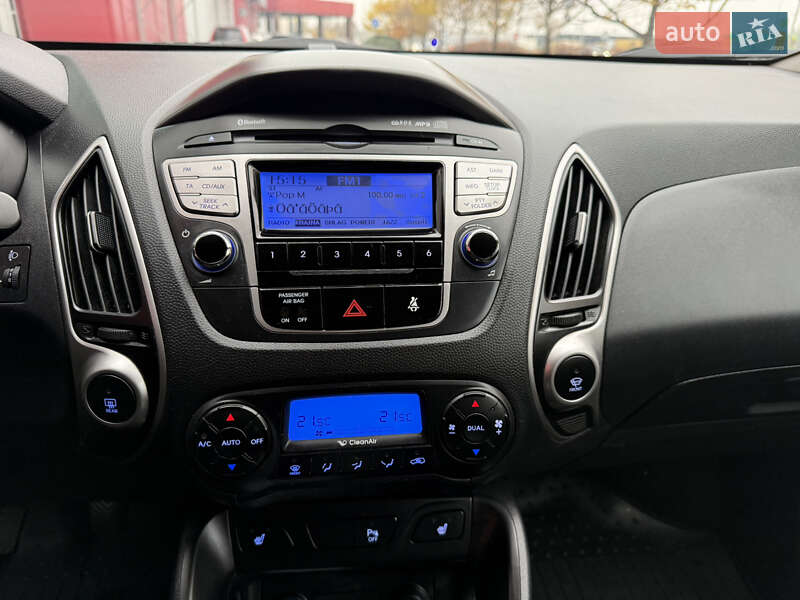 Внедорожник / Кроссовер Hyundai ix35 2010 в Киеве