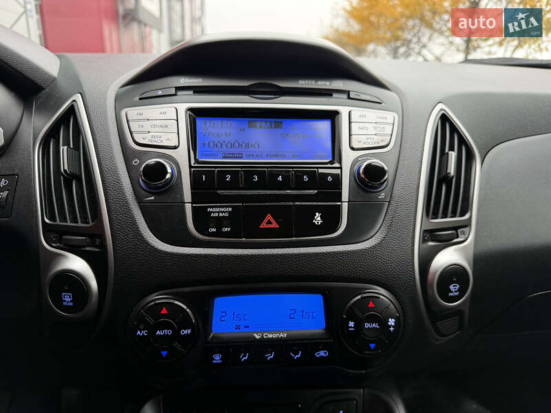 Внедорожник / Кроссовер Hyundai ix35 2010 в Киеве