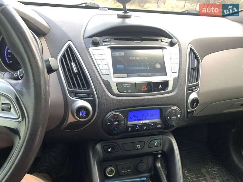 Внедорожник / Кроссовер Hyundai ix35 2012 в Каменском фото 12 Внедорожник / Кроссовер Hyundai ix35 2012 в Каменском