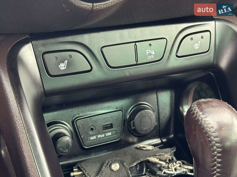 Внедорожник / Кроссовер Hyundai ix35 2012 в Стрые