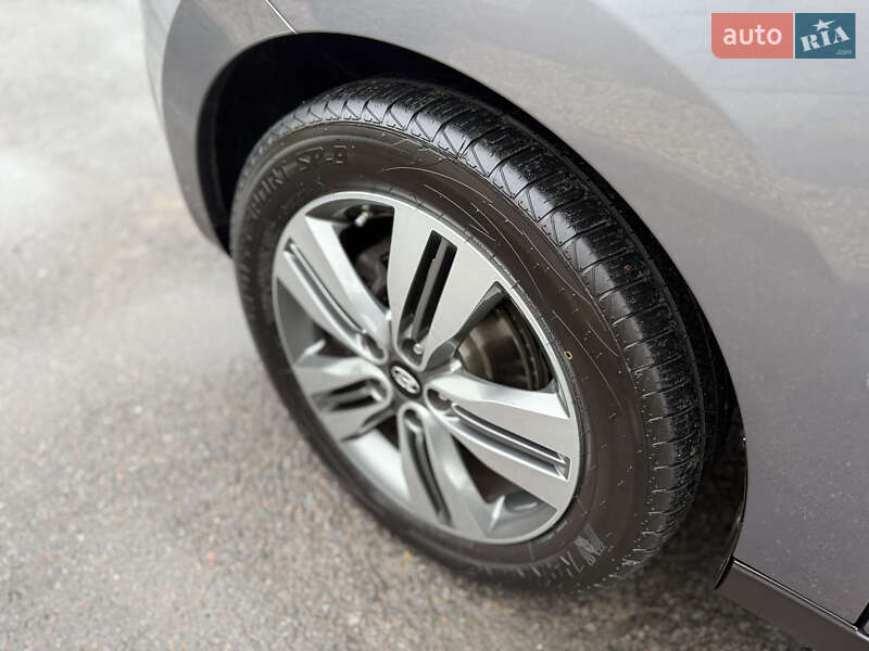 Позашляховик / Кросовер Hyundai ix35 2014 в Луцьку