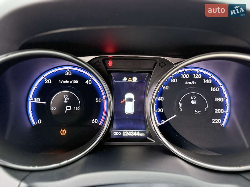 Позашляховик / Кросовер Hyundai ix35 2014 в Луцьку