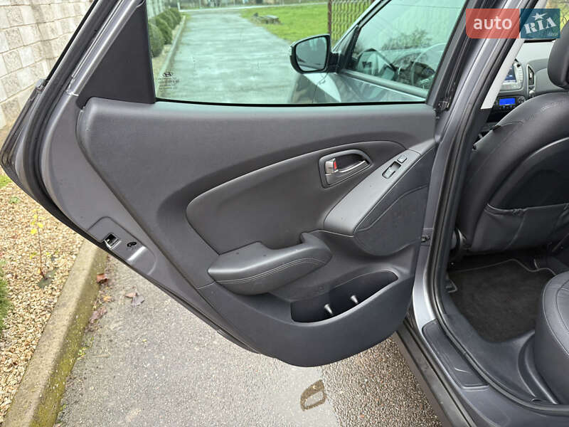 Позашляховик / Кросовер Hyundai ix35 2014 в Луцьку