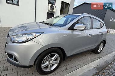 Позашляховик / Кросовер Hyundai ix35 2010 в Млиніві