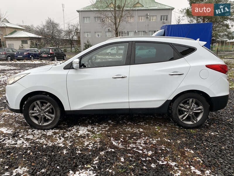 Внедорожник / Кроссовер Hyundai ix35 2011 в Луцке фото 2 Внедорожник / Кроссовер Hyundai ix35 2011 в Луцке