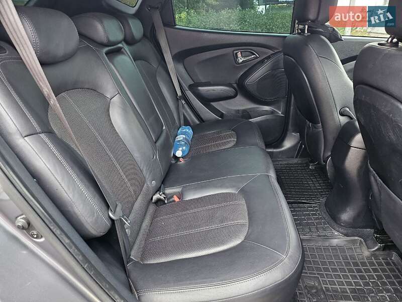 Позашляховик / Кросовер Hyundai ix35 2012 в Чернівцях фото 8 Позашляховик / Кросовер Hyundai ix35 2012 в Чернівцях