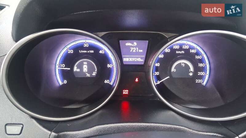 Внедорожник / Кроссовер Hyundai ix35 2011 в Умани