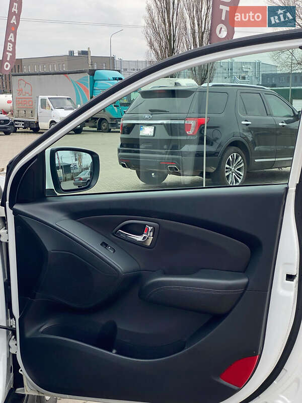 Внедорожник / Кроссовер Hyundai ix35 2011 в Киеве