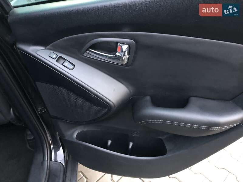Внедорожник / Кроссовер Hyundai ix35 2011 в Луцке фото 19 Внедорожник / Кроссовер Hyundai ix35 2011 в Луцке