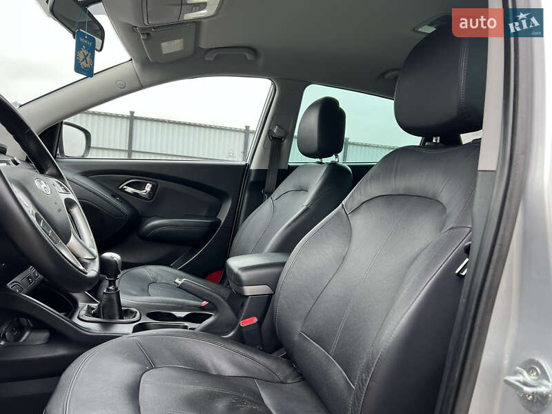 Внедорожник / Кроссовер Hyundai ix35 2011 в Луцке