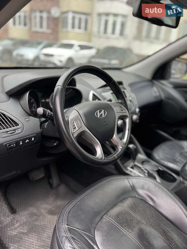 Внедорожник / Кроссовер Hyundai ix35 2011 в Львове