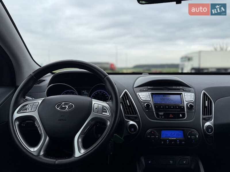 Внедорожник / Кроссовер Hyundai ix35 2011 в Радивилове