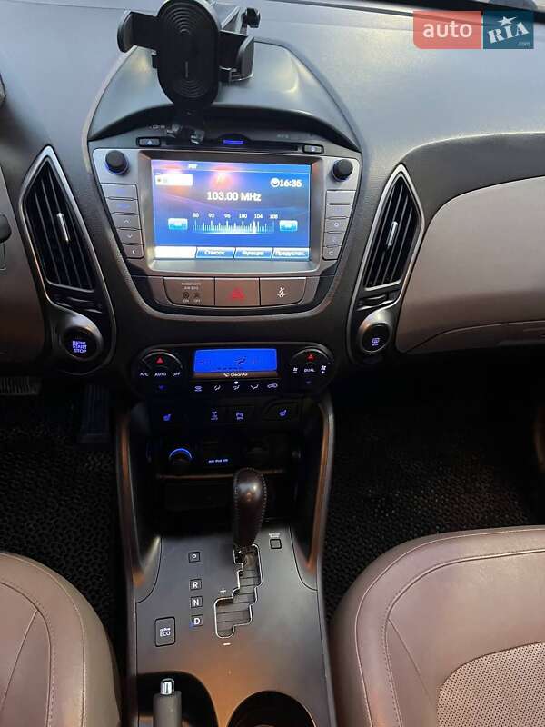 Внедорожник / Кроссовер Hyundai ix35 2013 в Ивано-Франковске фото 14 Внедорожник / Кроссовер Hyundai ix35 2013 в Ивано-Франковске