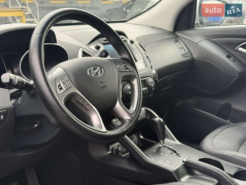 Внедорожник / Кроссовер Hyundai ix35 2015 в Ровно