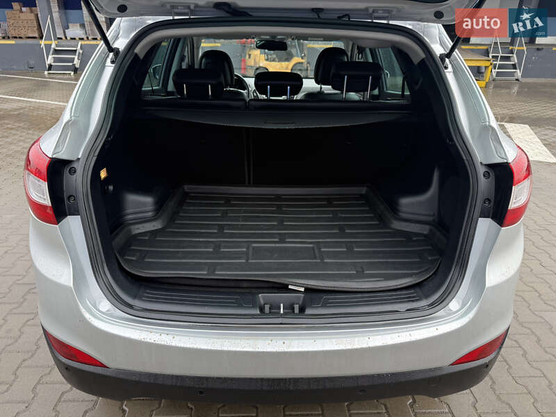 Внедорожник / Кроссовер Hyundai ix35 2015 в Ровно