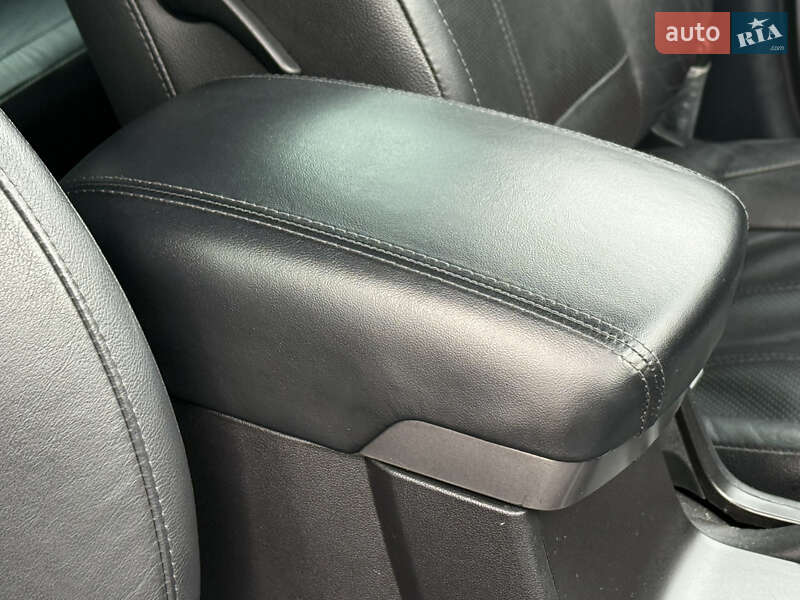 Внедорожник / Кроссовер Hyundai ix35 2015 в Ровно