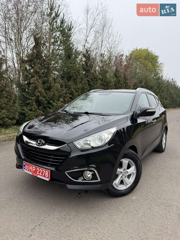 Внедорожник / Кроссовер Hyundai ix35 2013 в Ровно фото 3 Внедорожник / Кроссовер Hyundai ix35 2013 в Ровно