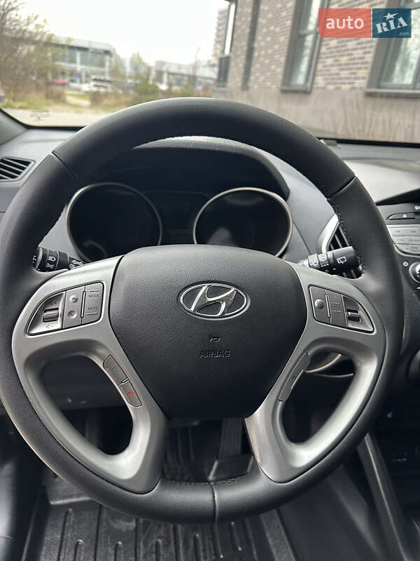 Позашляховик / Кросовер Hyundai ix35 2011 в Львові фото 25 Позашляховик / Кросовер Hyundai ix35 2011 в Львові