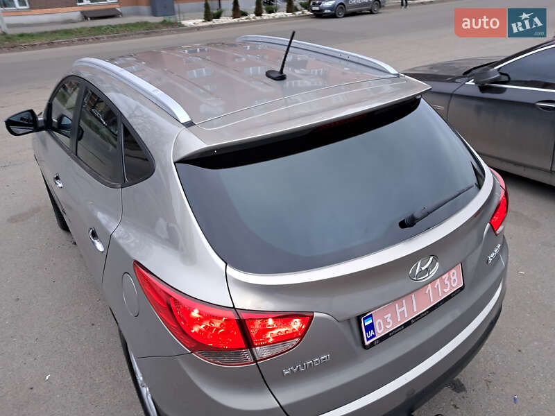 Внедорожник / Кроссовер Hyundai ix35 2011 в Полтаве фото 3 Внедорожник / Кроссовер Hyundai ix35 2011 в Полтаве