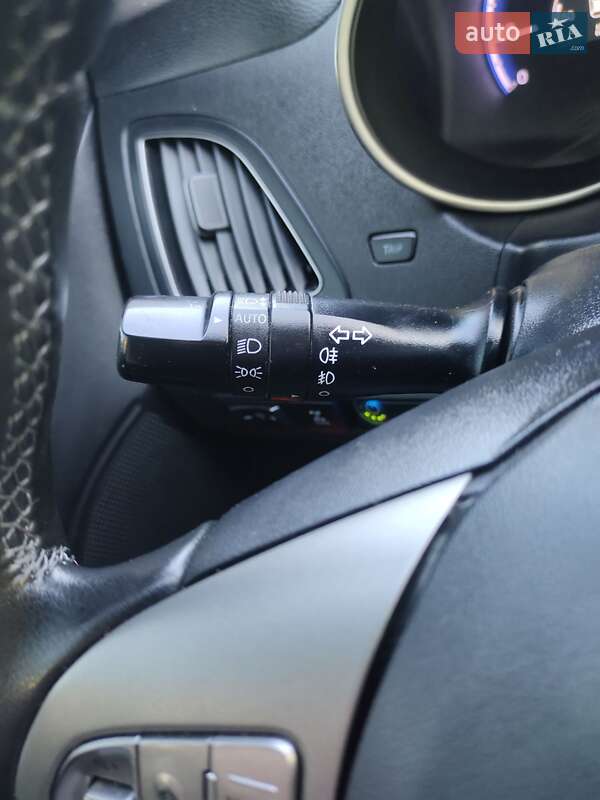 Внедорожник / Кроссовер Hyundai ix35 2010 в Ивано-Франковске фото 22 Внедорожник / Кроссовер Hyundai ix35 2010 в Ивано-Франковске