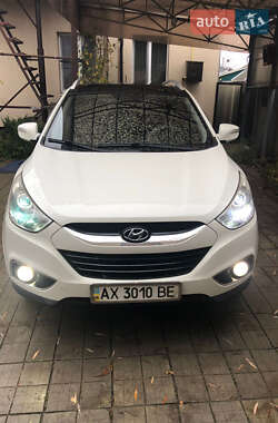 Внедорожник / Кроссовер Hyundai ix35 2011 в Харькове
