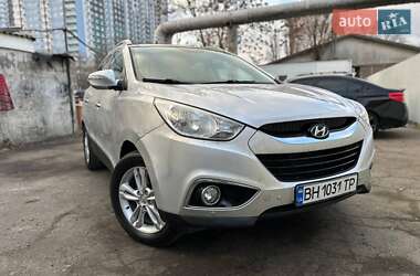 Позашляховик / Кросовер Hyundai ix35 2010 в Одесі