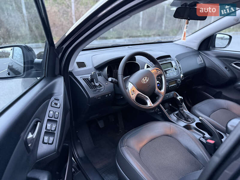 Позашляховик / Кросовер Hyundai ix35 2010 в Вінниці
