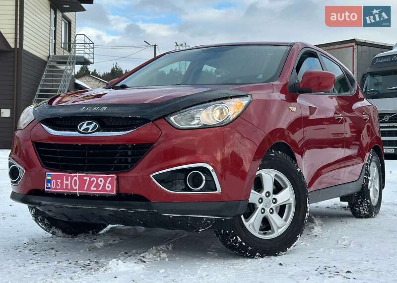 Позашляховик / Кросовер Hyundai ix35 2010 в Рівному