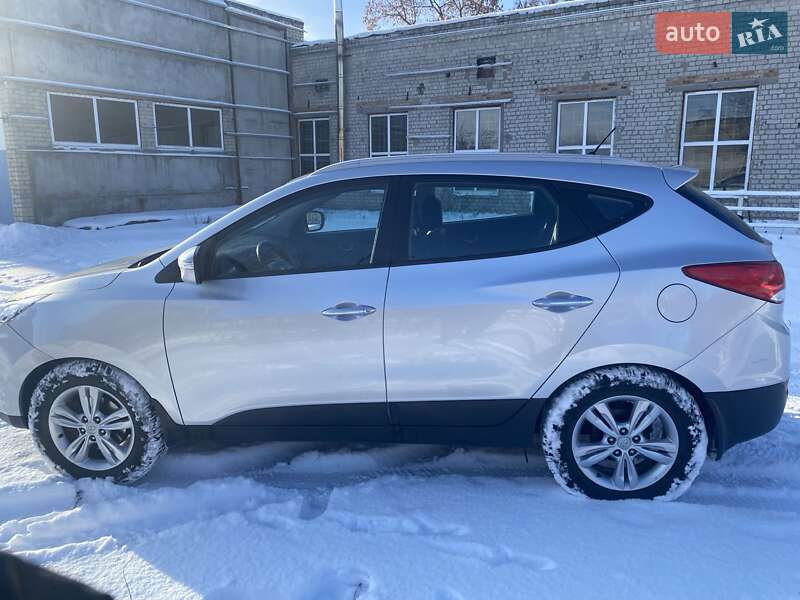 Внедорожник / Кроссовер Hyundai ix35 2012 в Чернигове фото 4 Внедорожник / Кроссовер Hyundai ix35 2012 в Чернигове