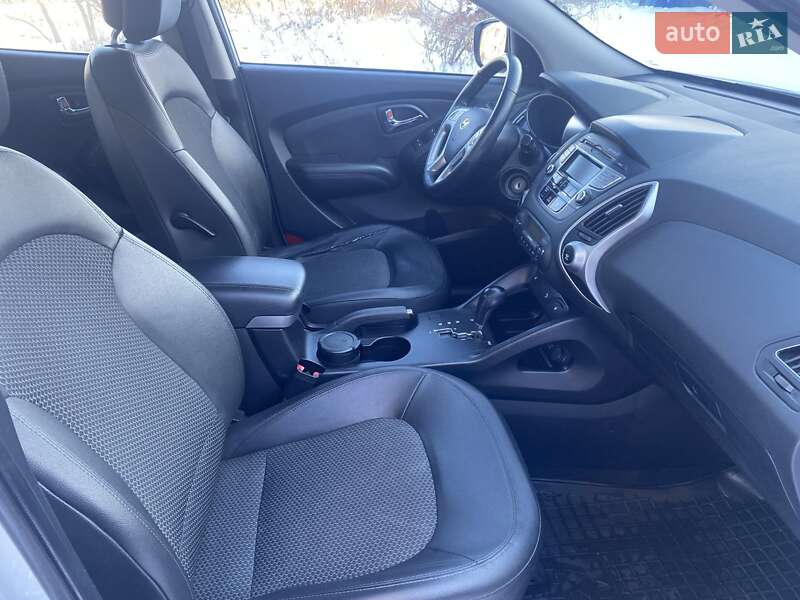 Внедорожник / Кроссовер Hyundai ix35 2012 в Чернигове фото 19 Внедорожник / Кроссовер Hyundai ix35 2012 в Чернигове