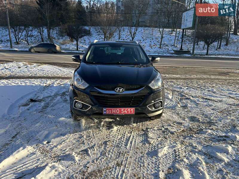 Внедорожник / Кроссовер Hyundai ix35 2011 в Ровно