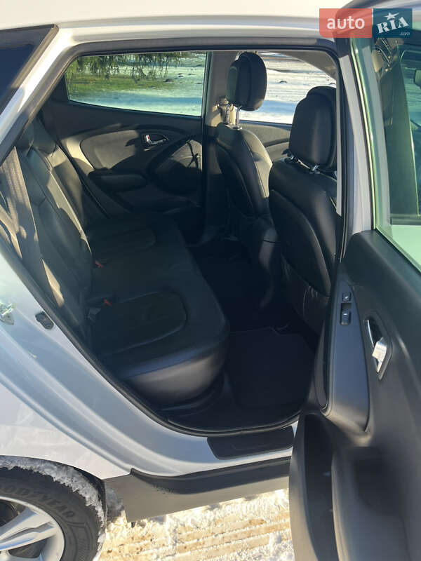 Внедорожник / Кроссовер Hyundai ix35 2012 в Луцке фото 16 Внедорожник / Кроссовер Hyundai ix35 2012 в Луцке
