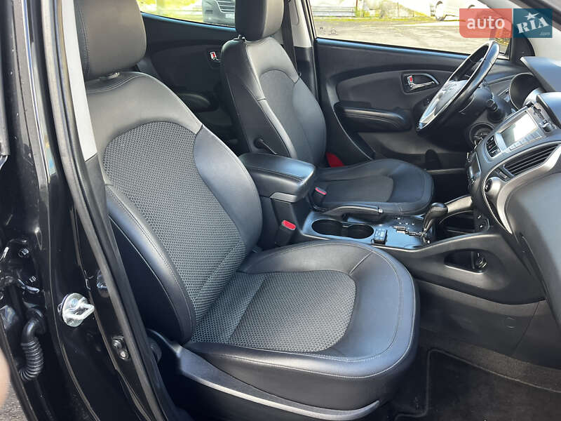 Позашляховик / Кросовер Hyundai ix35 2010 в Луцьку фото 36 Позашляховик / Кросовер Hyundai ix35 2010 в Луцьку