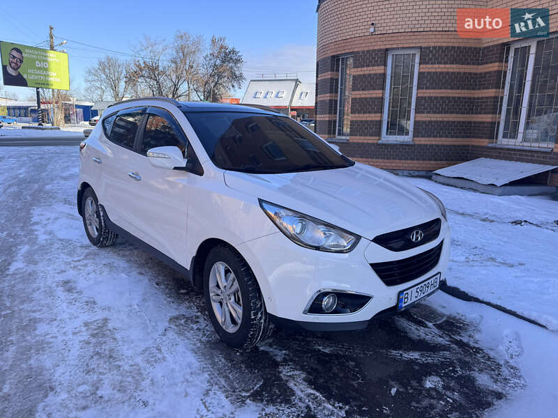 Позашляховик / Кросовер Hyundai ix35 2012 в Полтаві