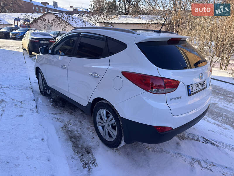 Позашляховик / Кросовер Hyundai ix35 2012 в Полтаві