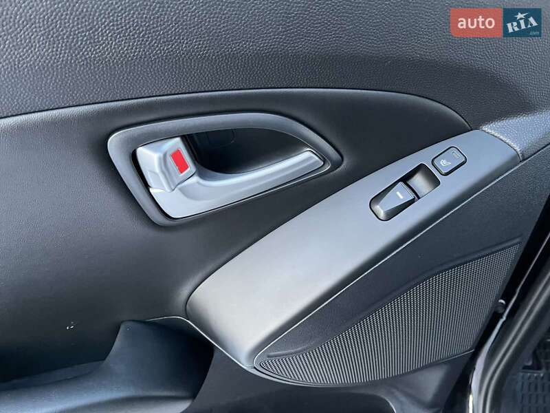 Внедорожник / Кроссовер Hyundai ix35 2014 в Бердичеве